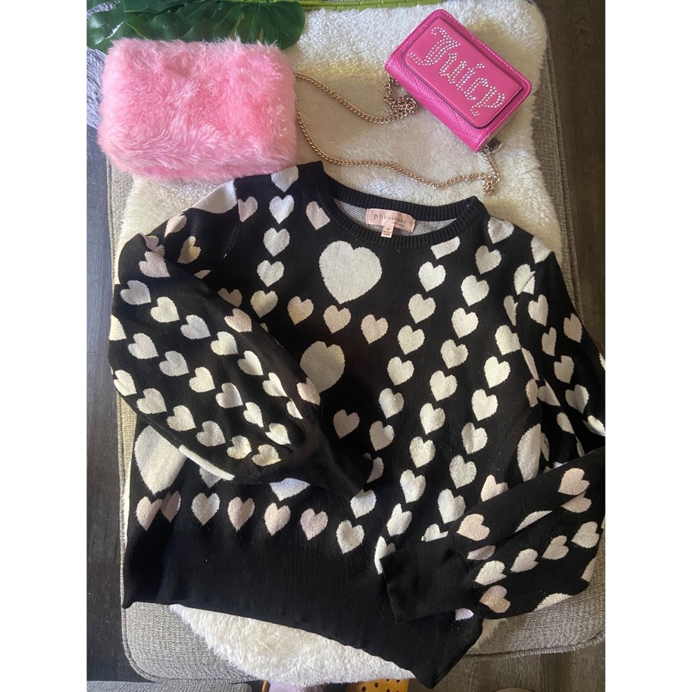 Heart sweater -Philosophy